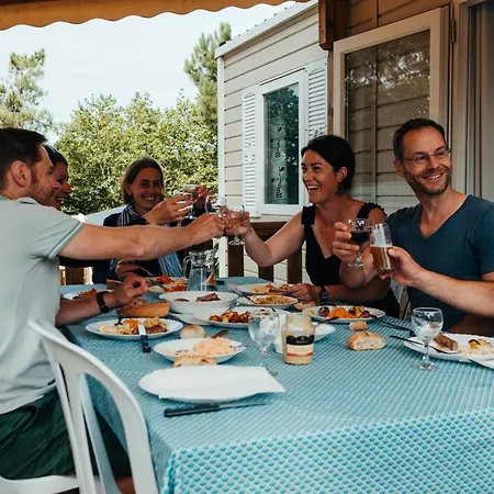 Camping Mobil Xxl 4 - La Bolee D'air *